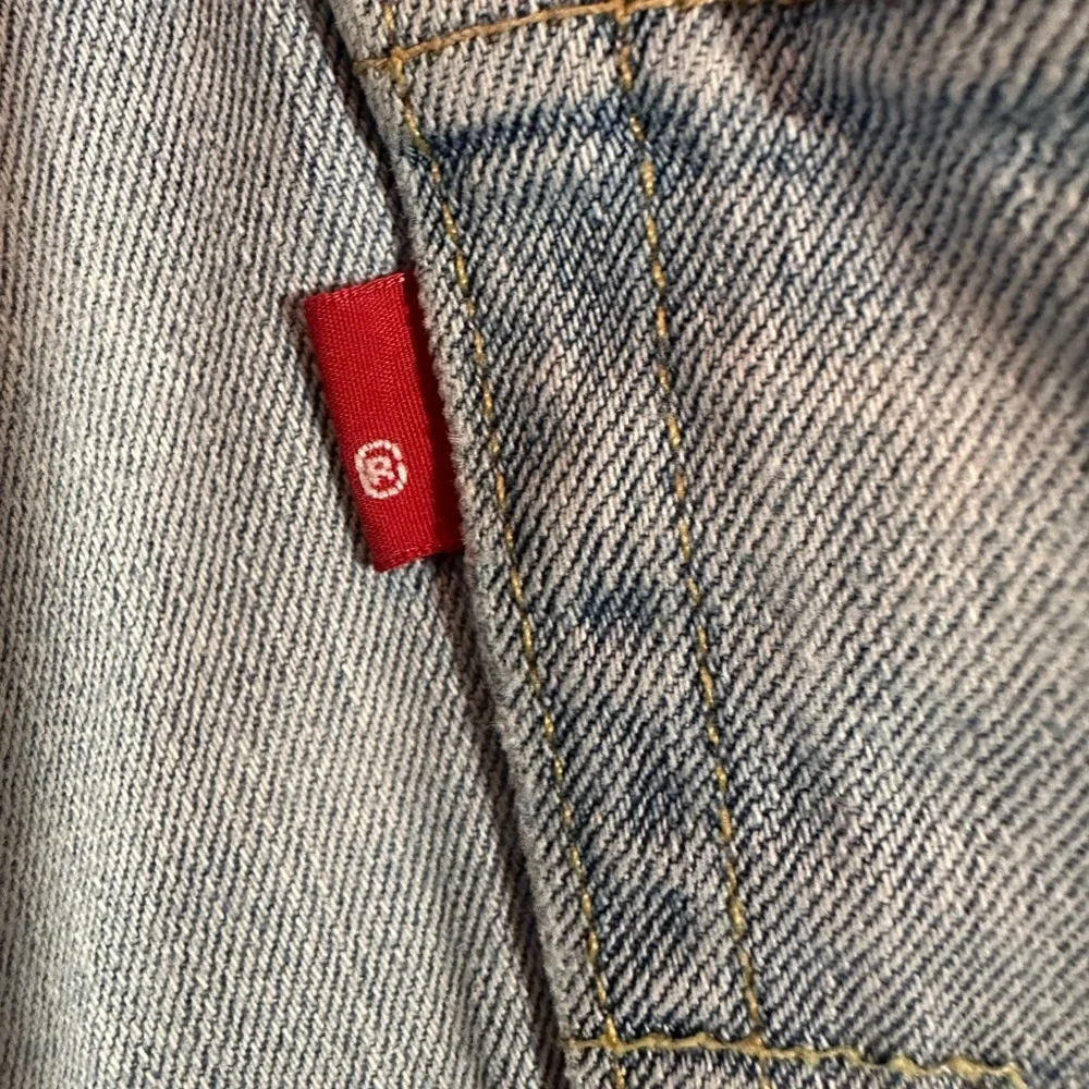 Levi’s 505 Regular Fit Jeans Men’s Size 30 Blue Denim Zip Fly Red Tag READ ALL